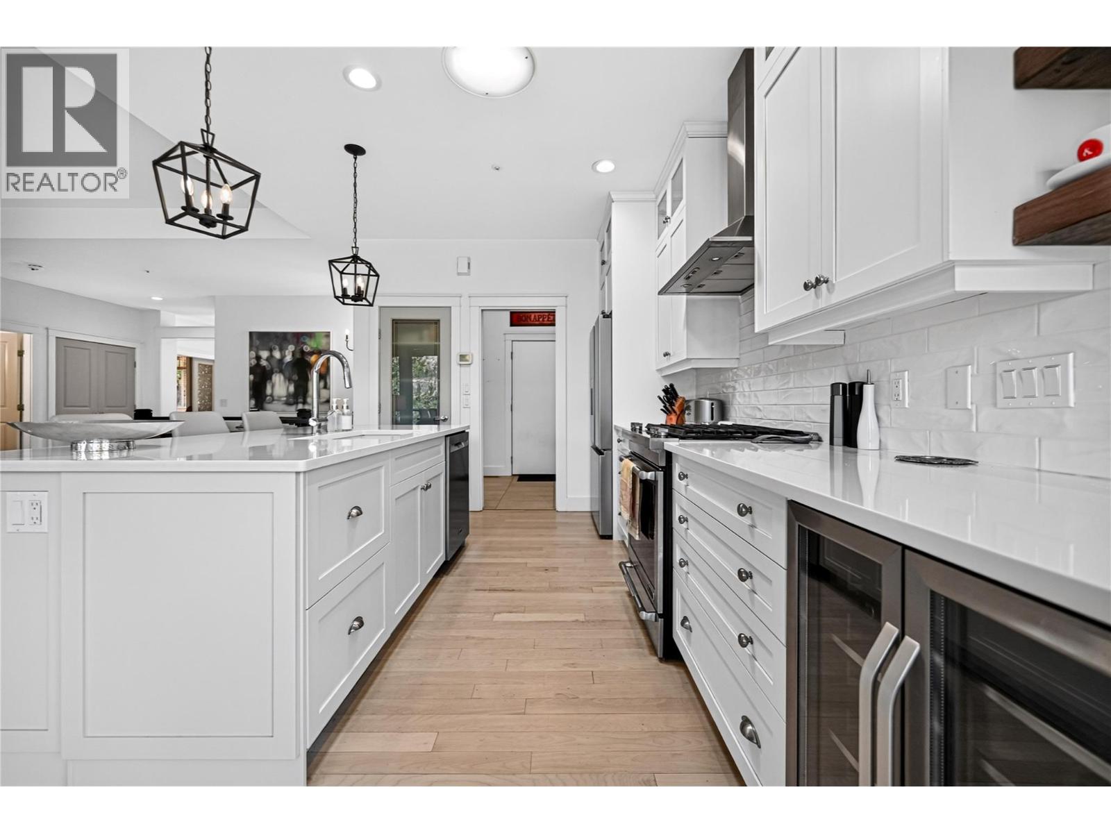159 Dormie Park Crescent, Vernon