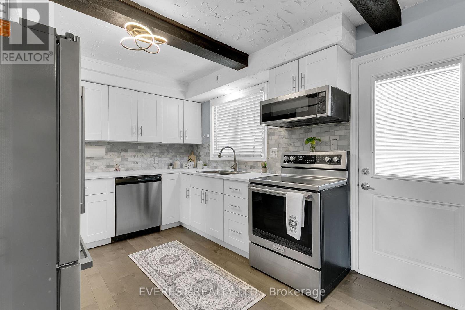 3992 LONGFELLOW AVENUE - 13
