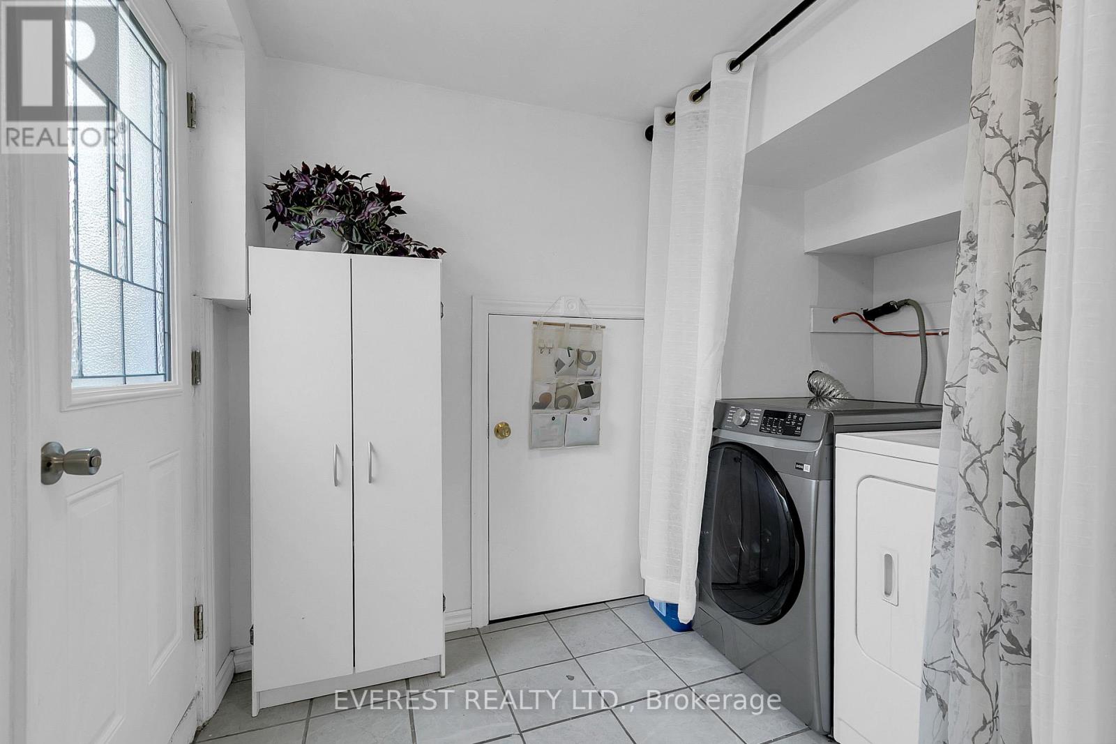 3992 LONGFELLOW AVENUE - 28