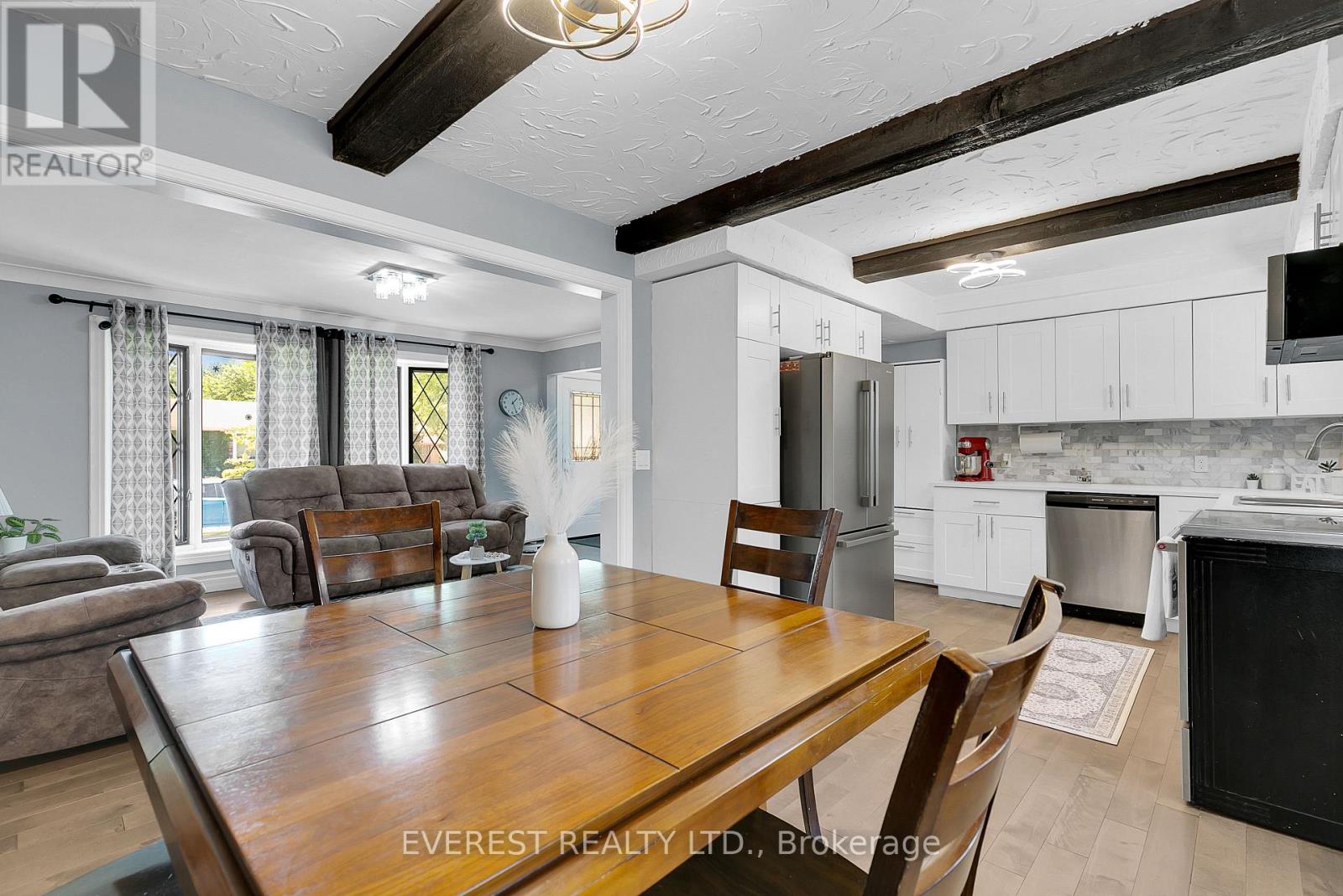 3992 LONGFELLOW AVENUE - Image 9
