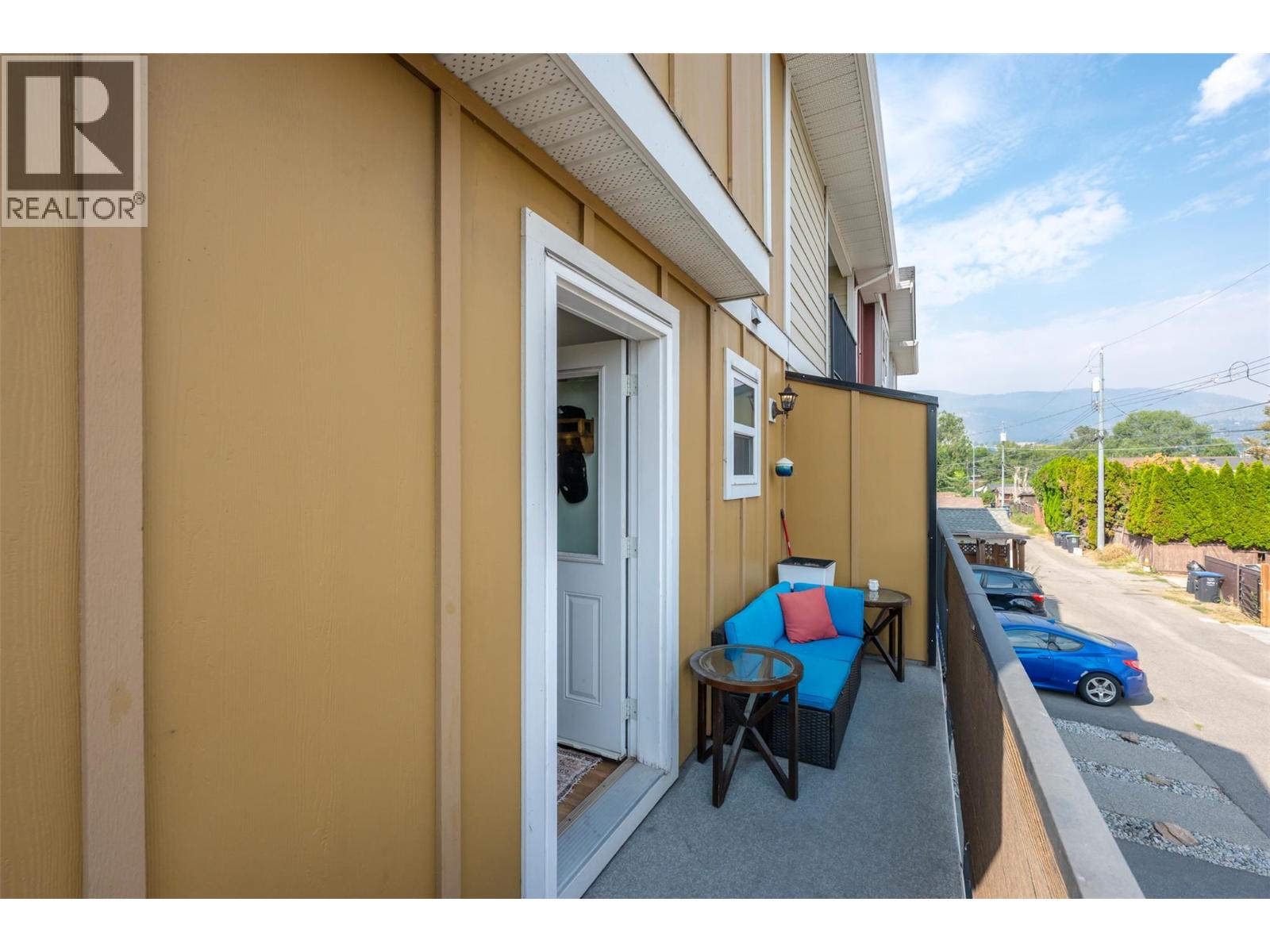 #102 707 REVELSTOKE Avenue - 13