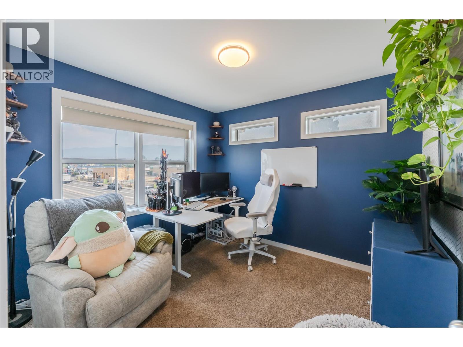 #102 707 REVELSTOKE Avenue - 16