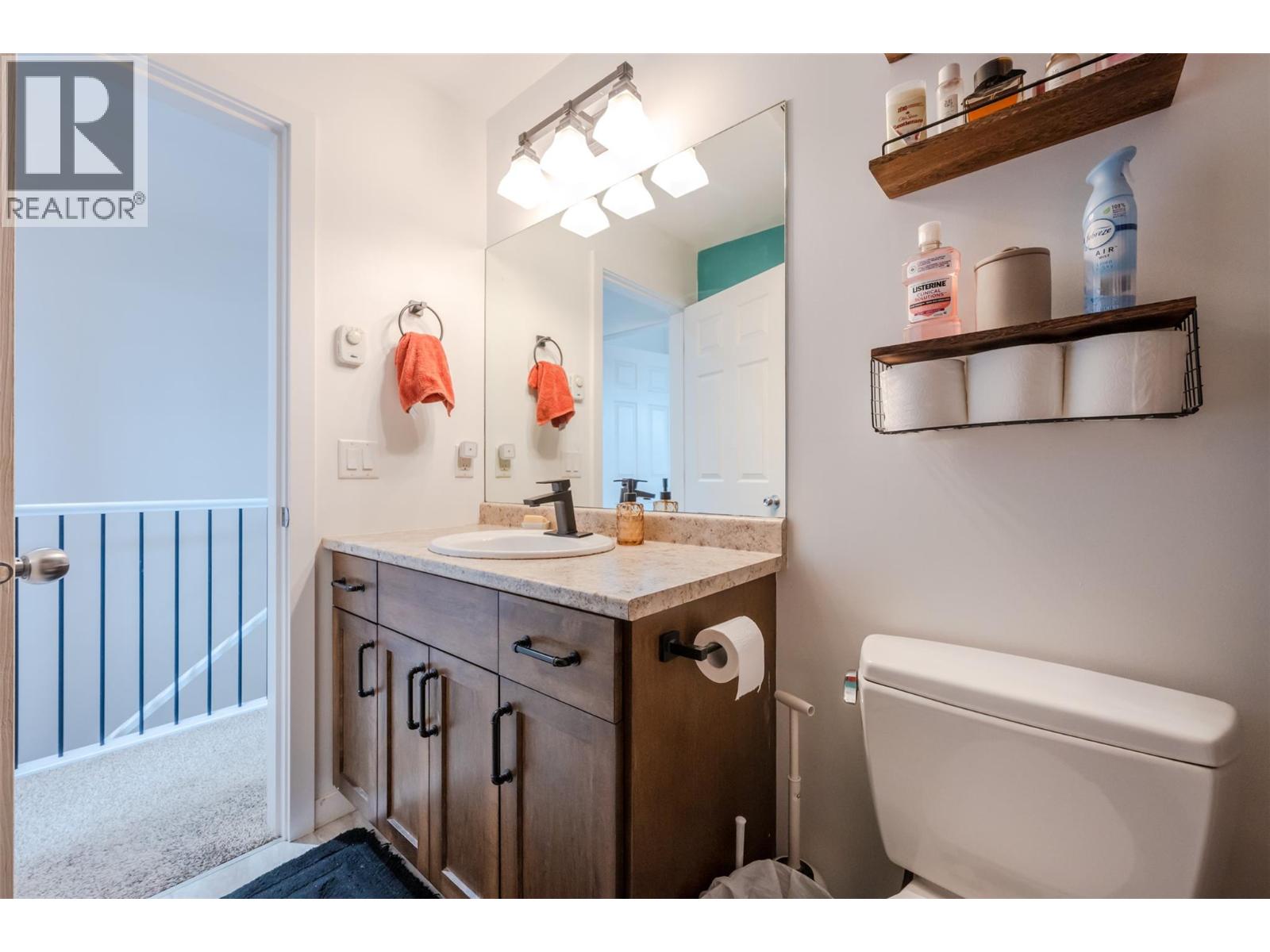 707 REVELSTOKE Avenue Unit# 102, Penticton