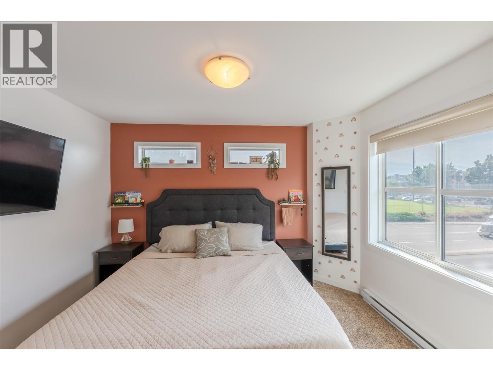 #102 707 REVELSTOKE Avenue - 23