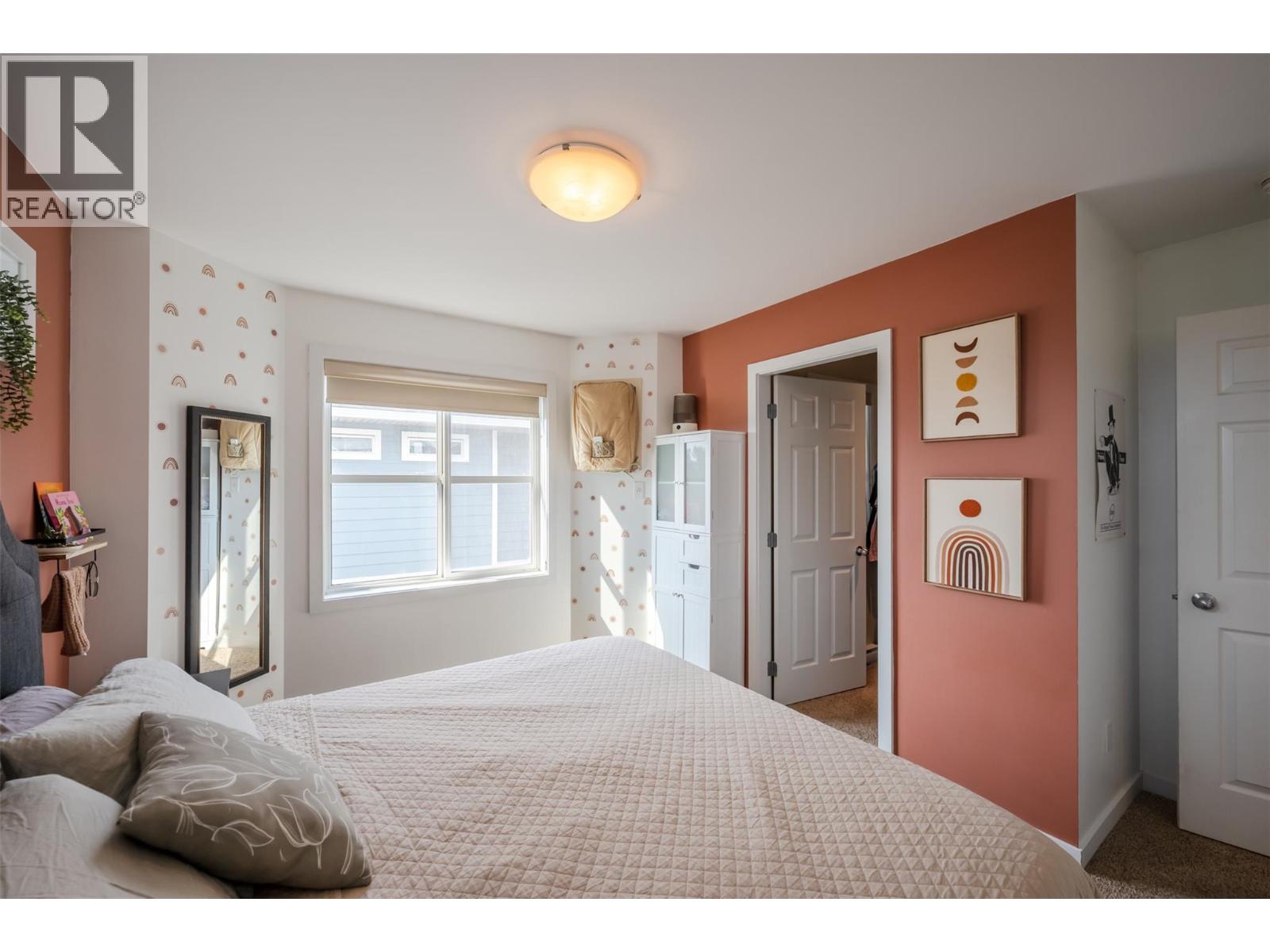 #102 707 REVELSTOKE Avenue - 24
