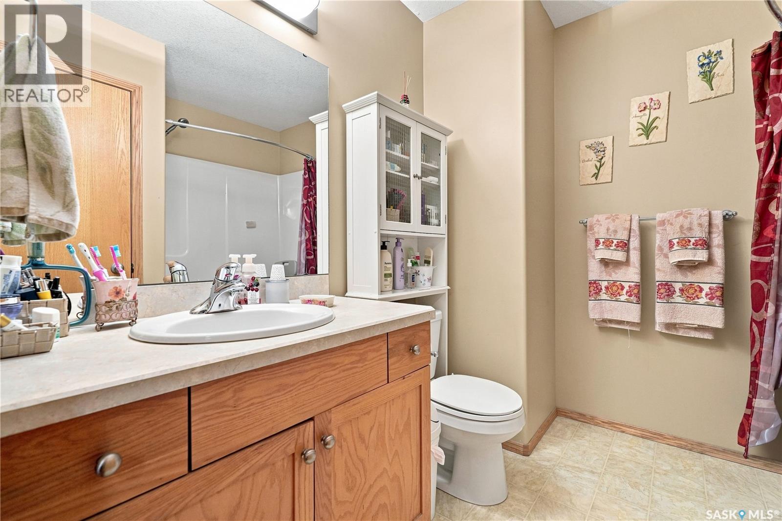 4920 DEWDNEY AVENUE - Image 21