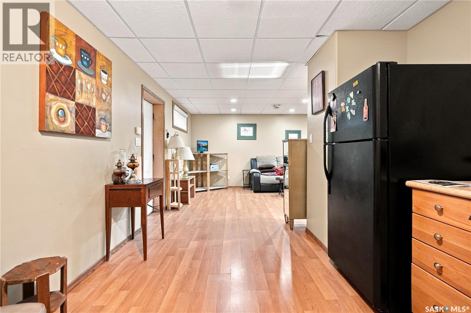 4920 DEWDNEY AVENUE - 30