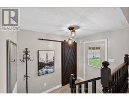 Mud room - 8889 Hacienda Road, Malahide, ON N5H2R1 Photo 6
