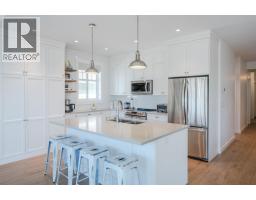 4pc Ensuite bath - 2450 Radio Tower Road Unit# 174, Oliver, BC V0H1T1 Photo 16