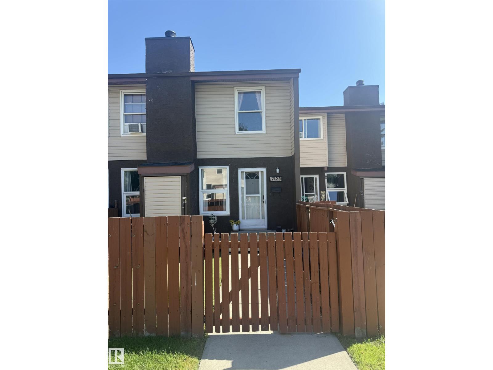 17123 109 ST NW, Edmonton, Alberta, T5X3E2, Edmonton, Alberta — photo 2 of 5