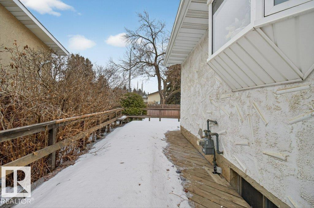 73 STARLING DR - 28
