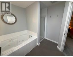 Primary Bedroom - 376 Sunlake Road Se, Calgary, AB T2X3H4 Photo 16
