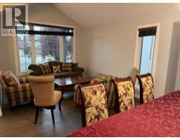 2pc Bathroom - 376 Sunlake Road Se, Calgary, AB T2X3H4 Photo 8