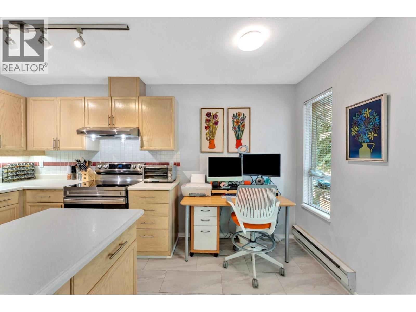 306 3400 SE MARINE DRIVE, Vancouver — photo 7