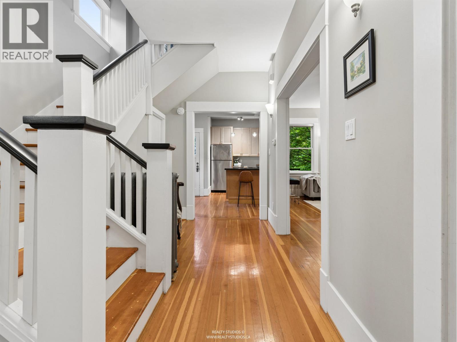 559 W 18TH AVENUE, Vancouver