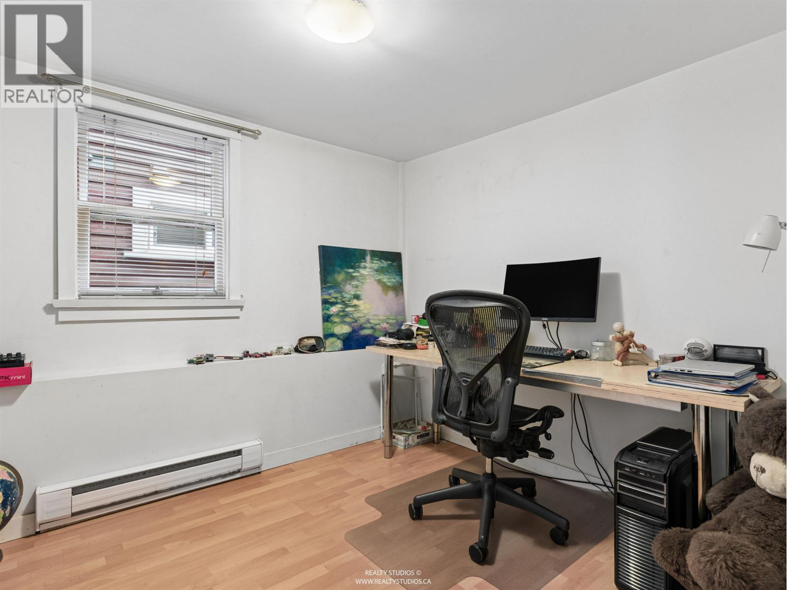 559 W 18TH AVENUE, Vancouver