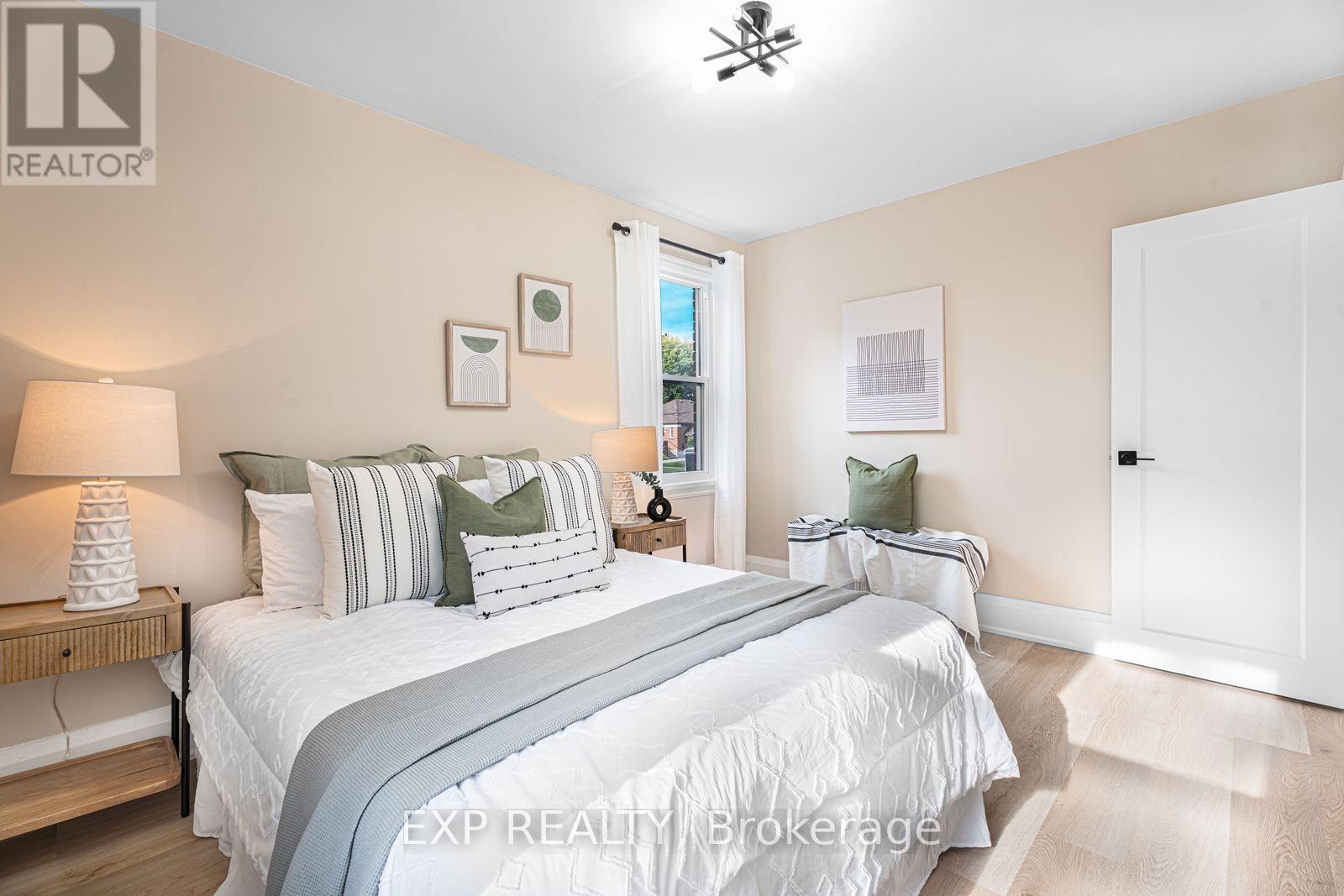 858 GRIERSON STREET - Image 16