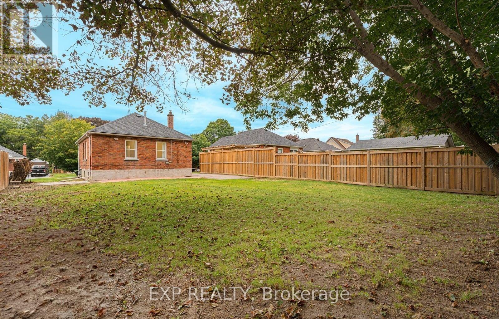 858 GRIERSON STREET - Image 35