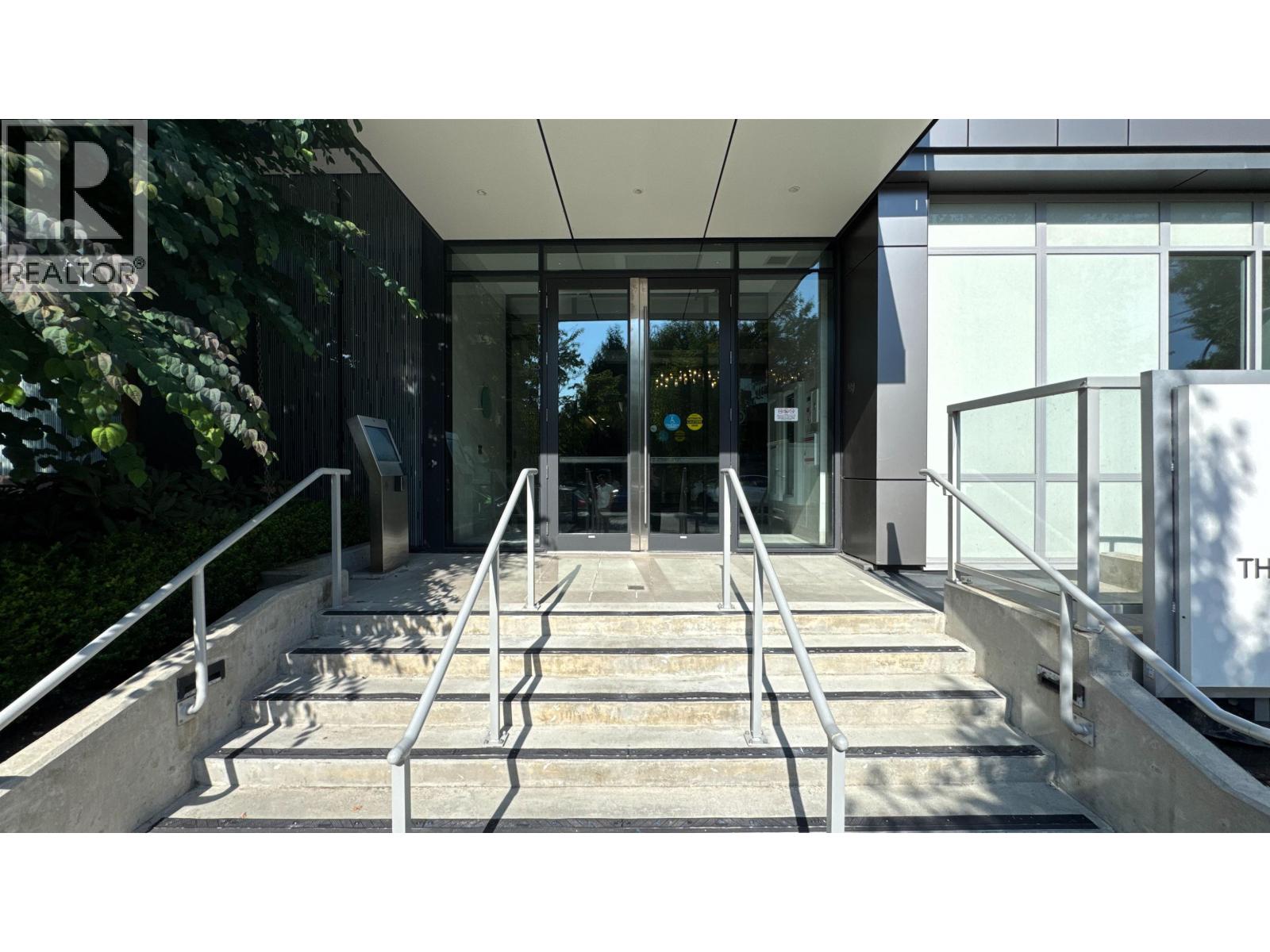 #310 5693 ELIZABETH Street, Vancouver, British Columbia, V5Y3K1, Vancouver, British Columbia — photo 3 of 5