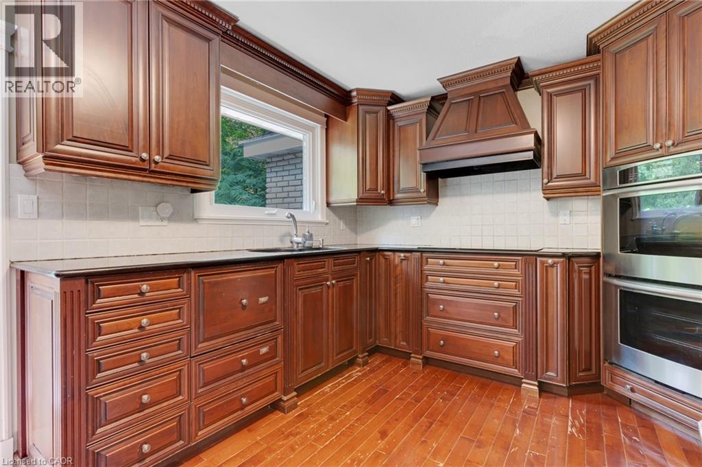 35 MAPLE HILL Drive - Image 15