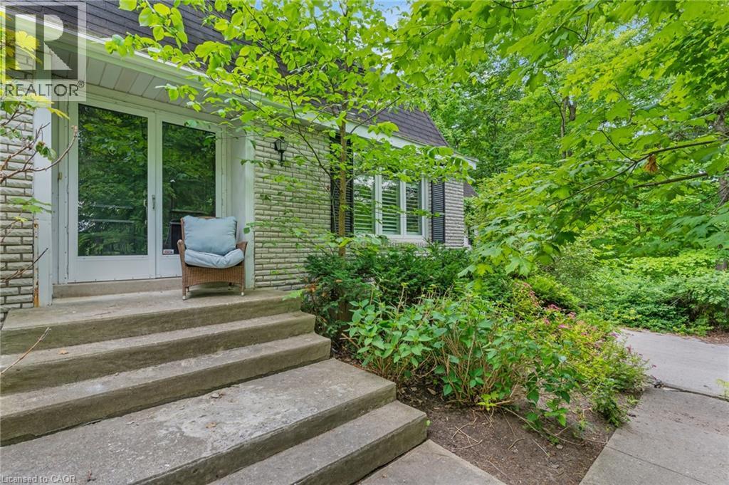 35 MAPLE HILL Drive - Image 8