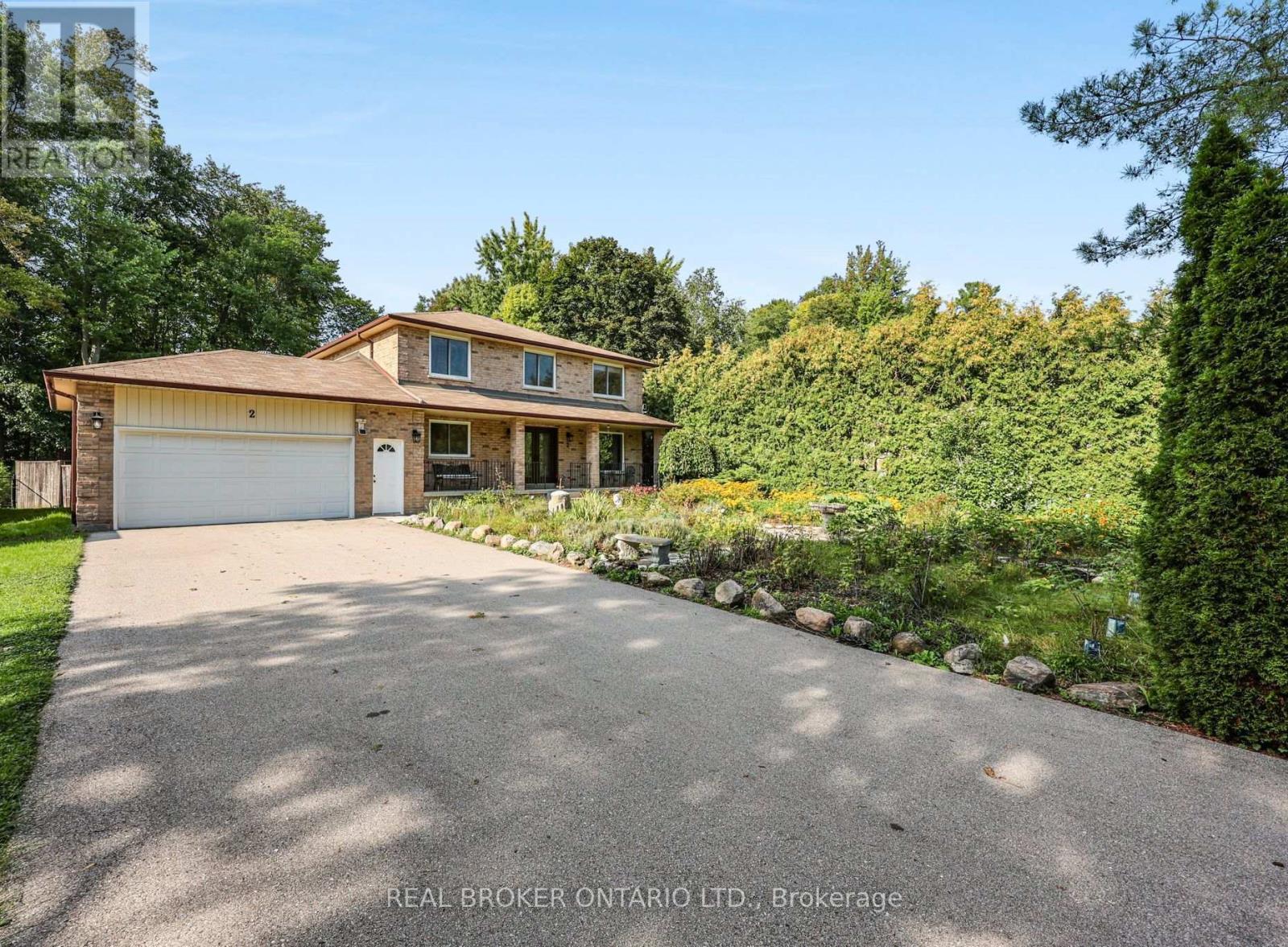 2 AMBERGLEN COURT - 1