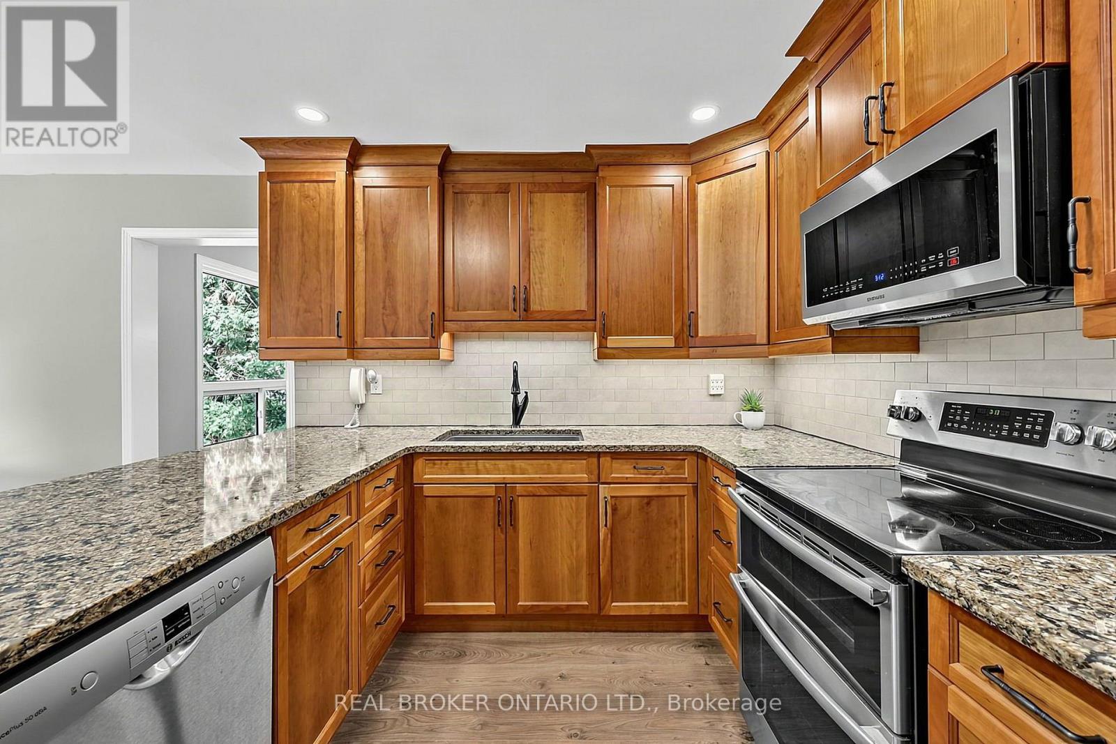 2 AMBERGLEN COURT - Image 13