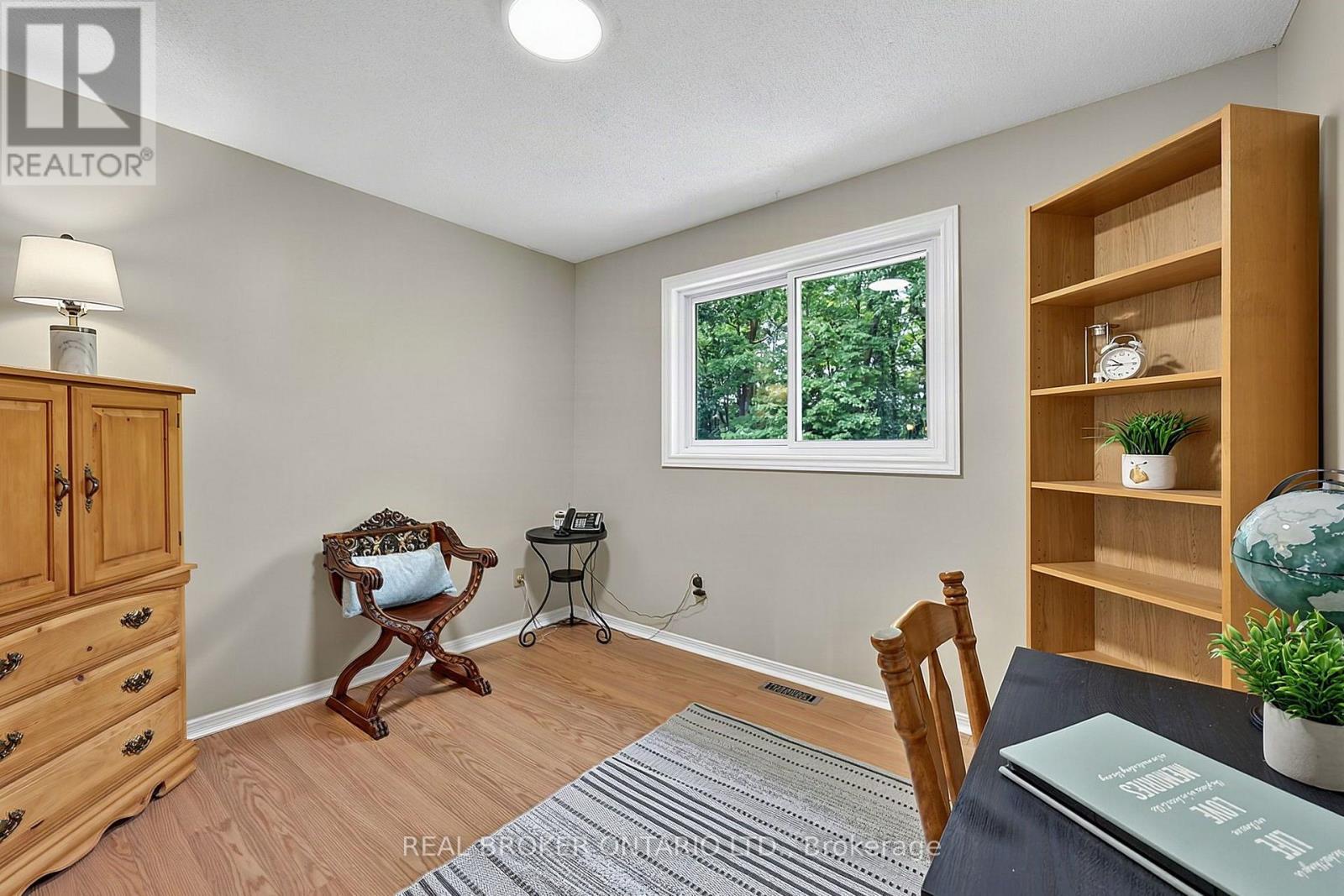 2 AMBERGLEN COURT - Image 27