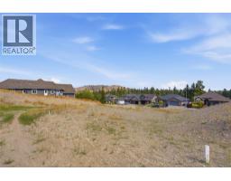 2067 Hugh Allan Drive, Kamloops, BC  Photo 20