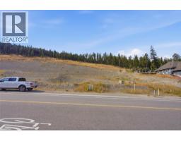 2067 Hugh Allan Drive, Kamloops, BC  Photo 18