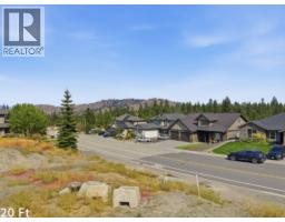 2067 Hugh Allan Drive, Kamloops, BC  Photo 14