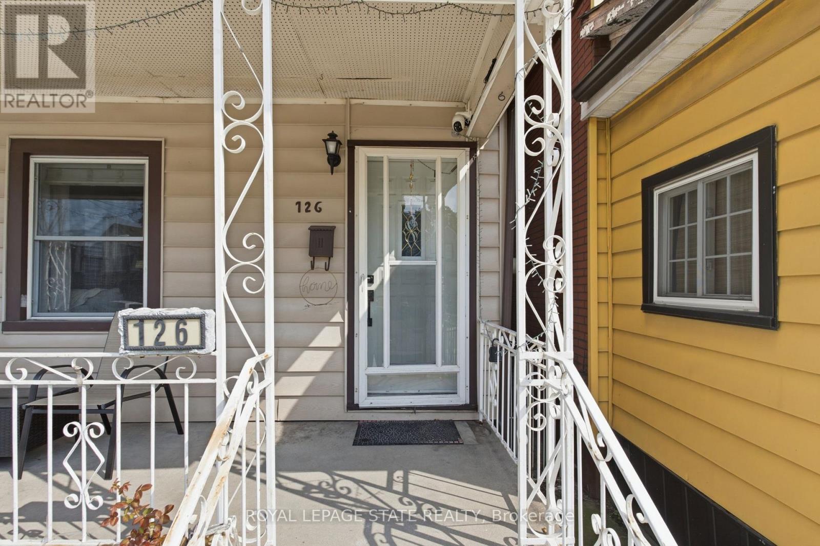126 NIAGARA STREET - 4