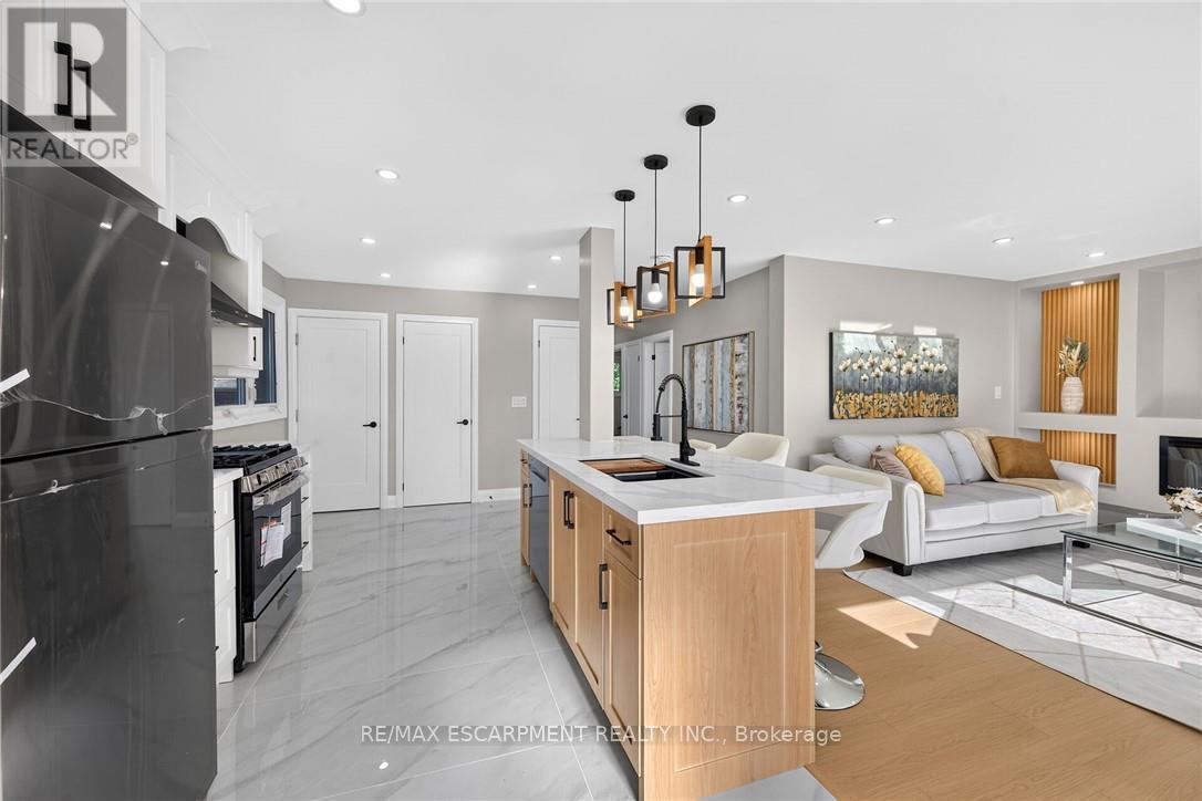 135 NUGENT DRIVE - 4