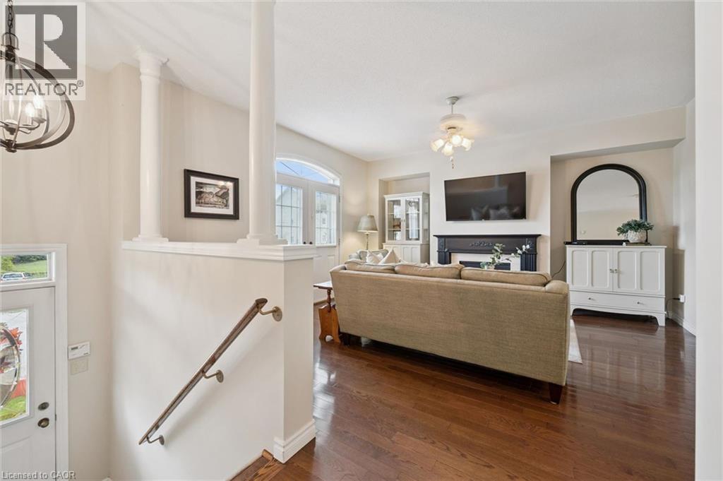 487 E ST ANDREW Street E - 5