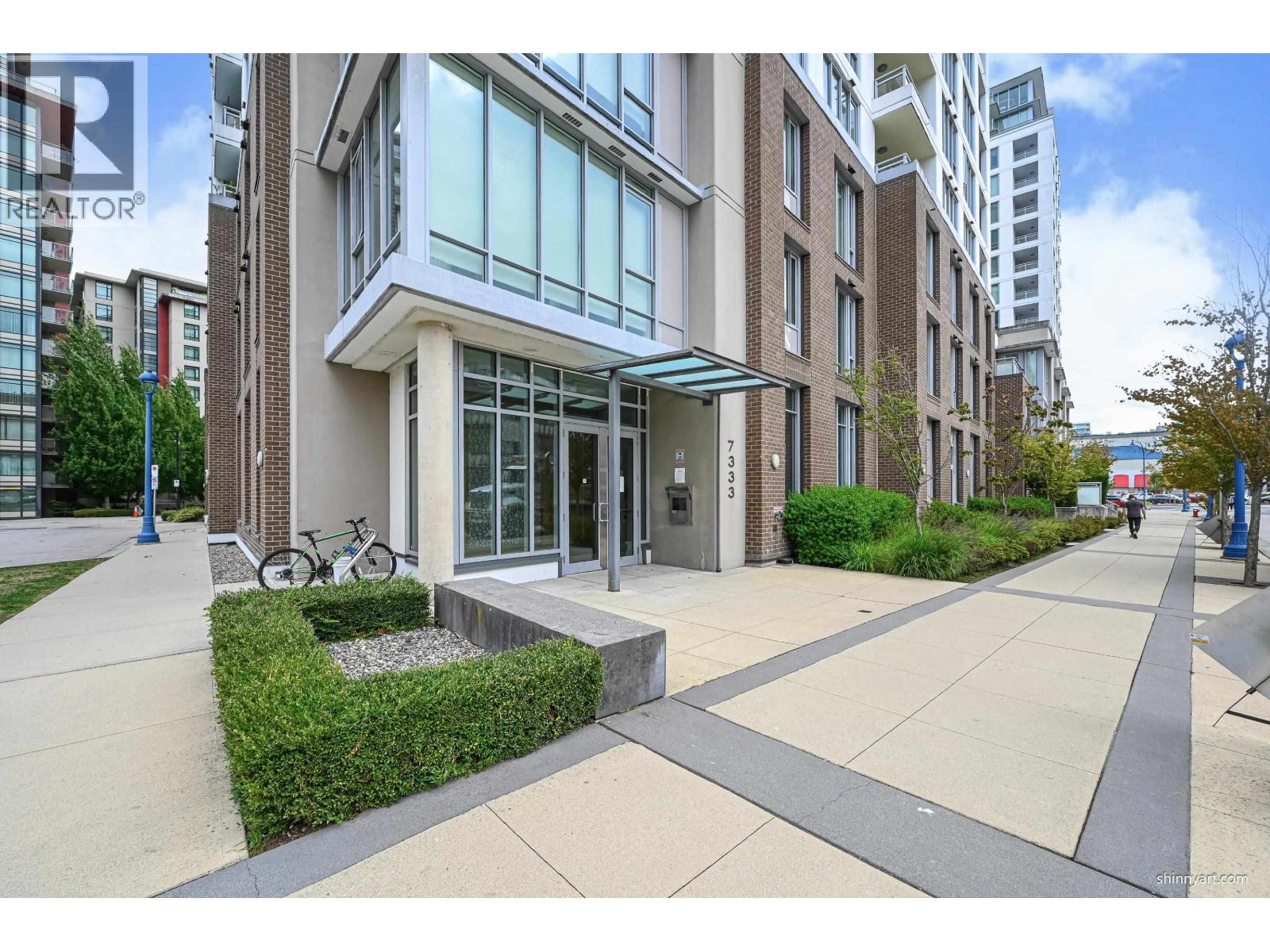 3 Bed, 2 Bath Apartment for Sale in Richmond – 802 7333 MURDOCH AVENUE, Richmond – MLS# R3160607