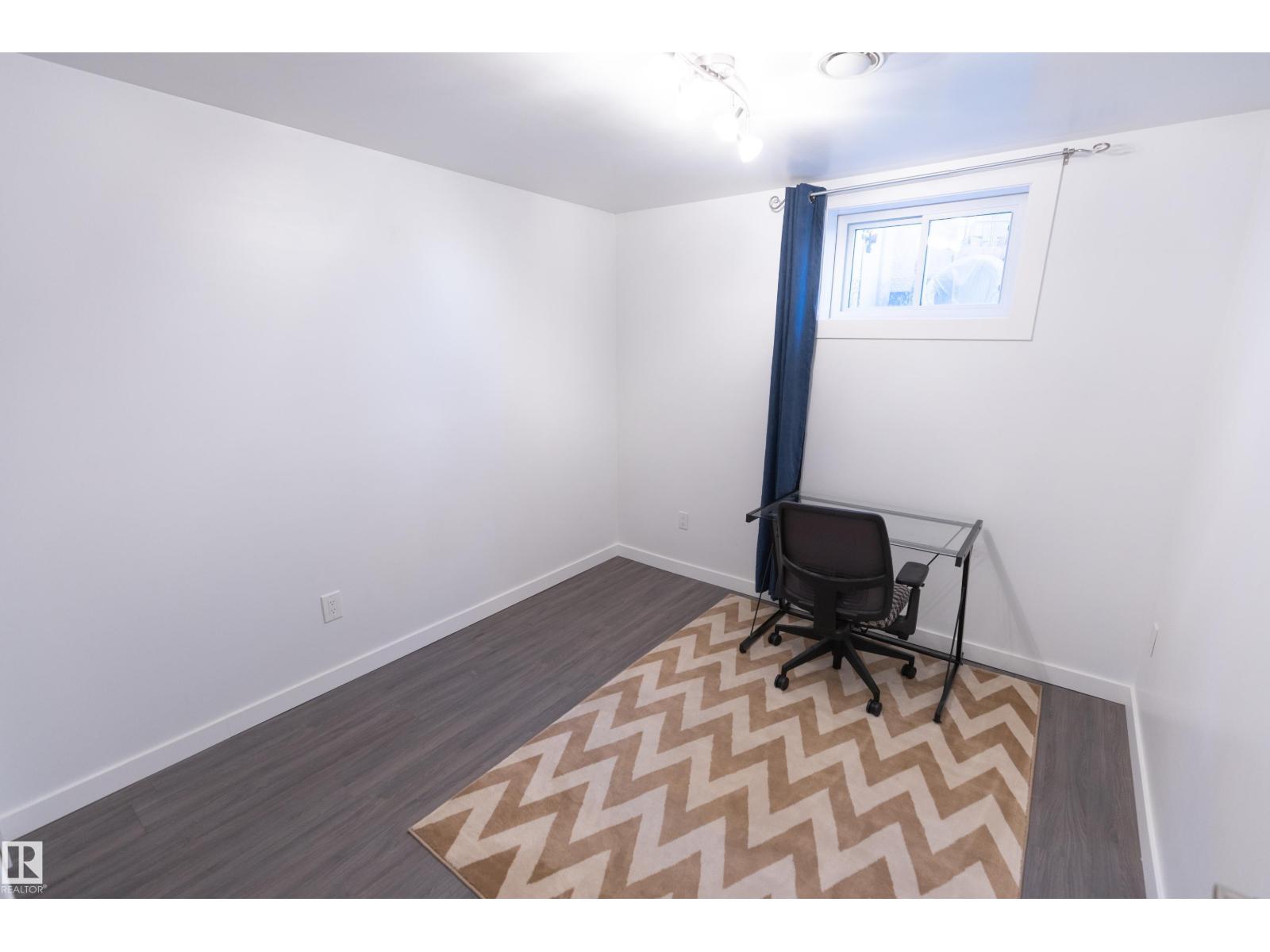 12380 132 ST NW - 38