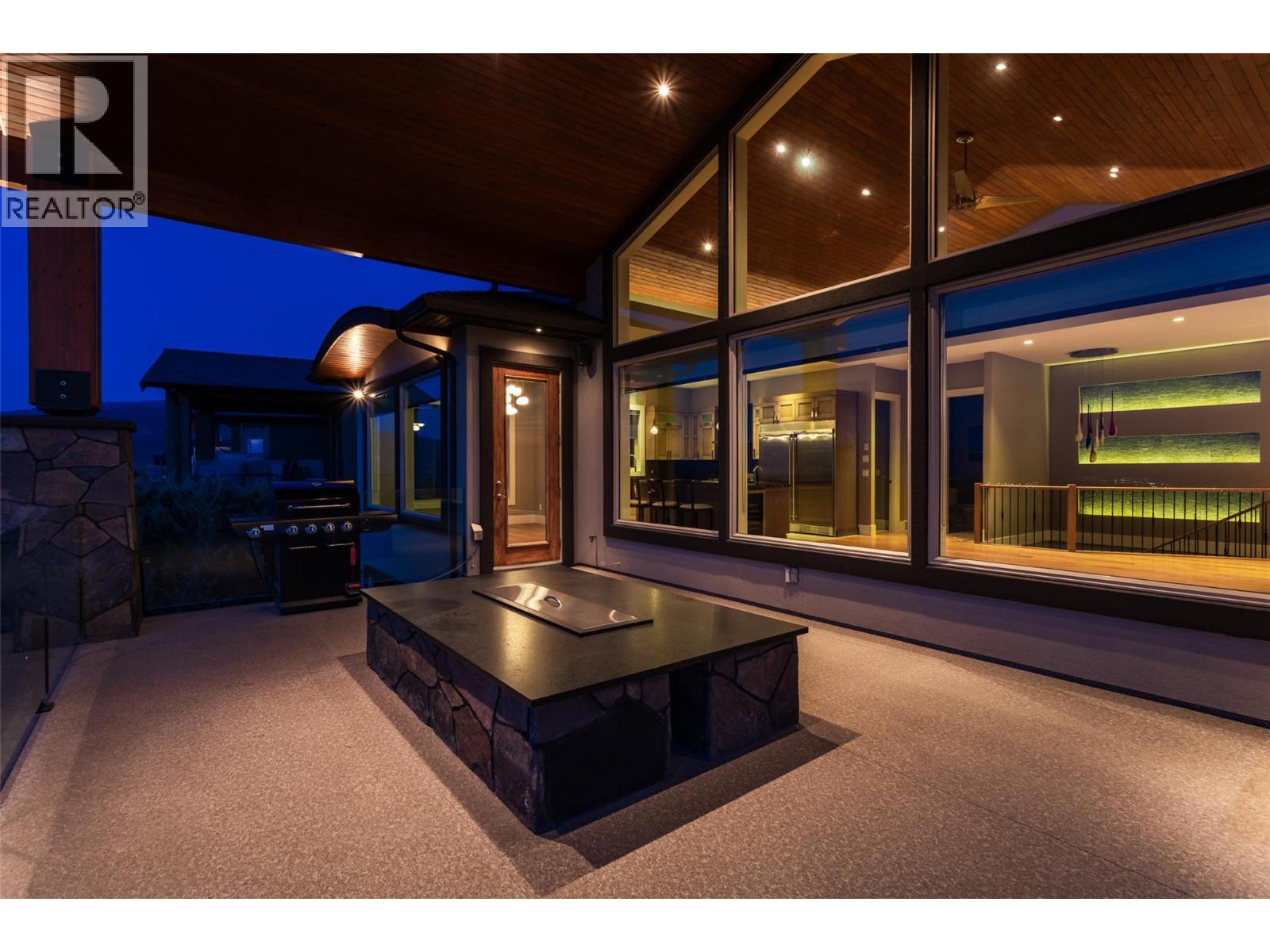 1002 Hewetson Avenue - Image 20