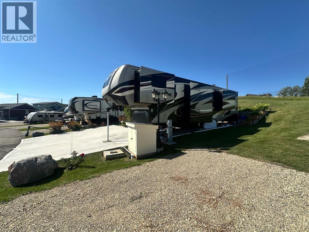 Listing photo – 6098, 25054 South Pine Lake Rd., Rural Red Deer County