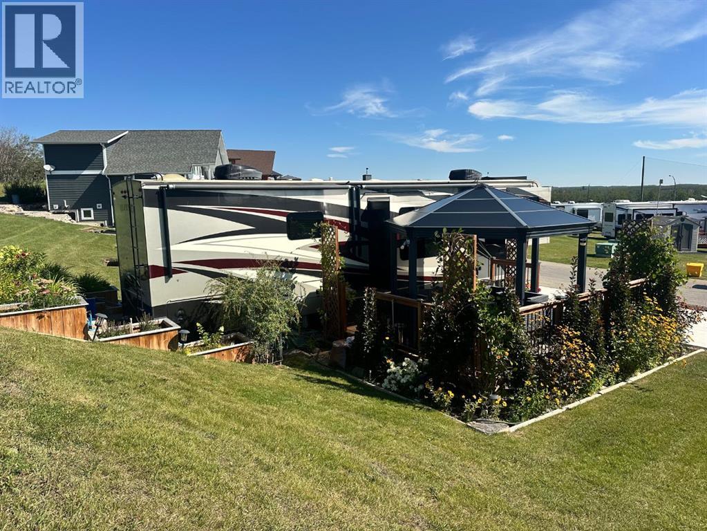 Listing photo – 6098, 25054 South Pine Lake Rd., Rural Red Deer County