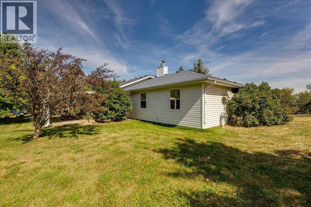 Listing photo – 38240 284 Range, Rural Red Deer County