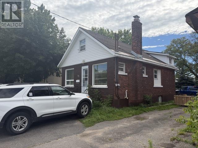 37 Albert ST E - 2