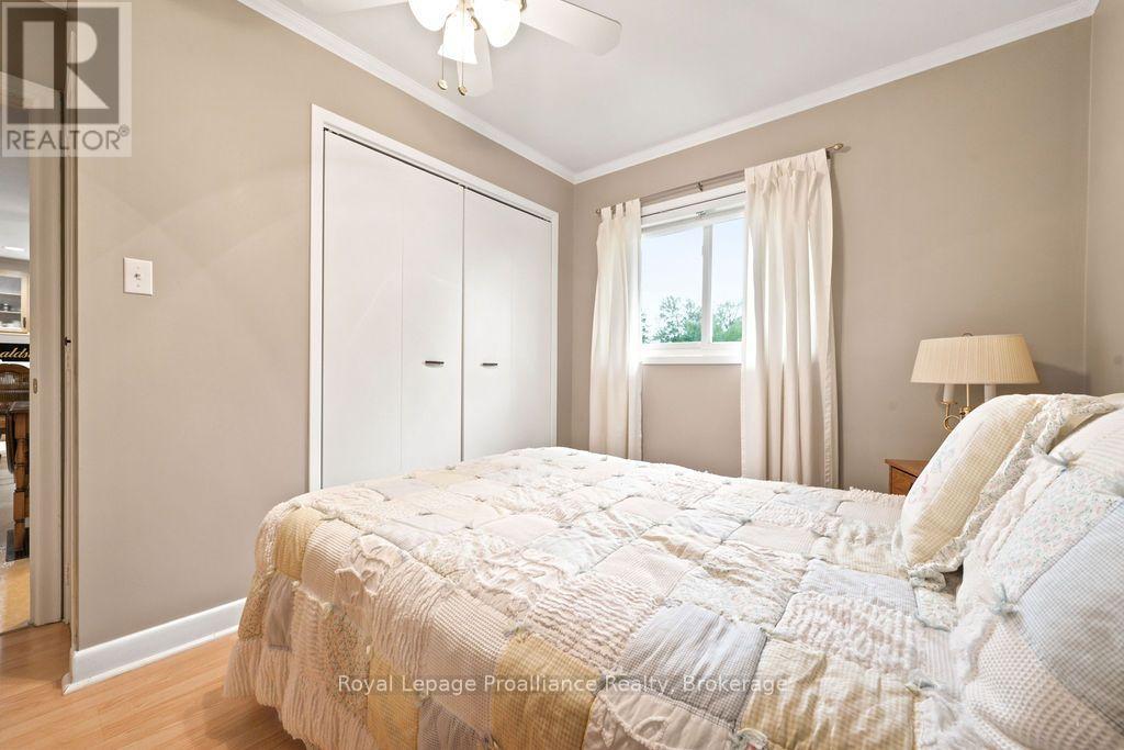 304 HASTINGS STREET N - Image 20