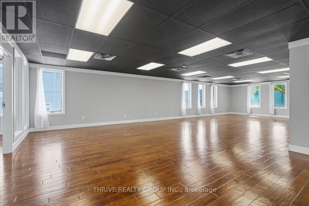 MAIN - 426 THIRD STREET, London East (East H) — photo 7