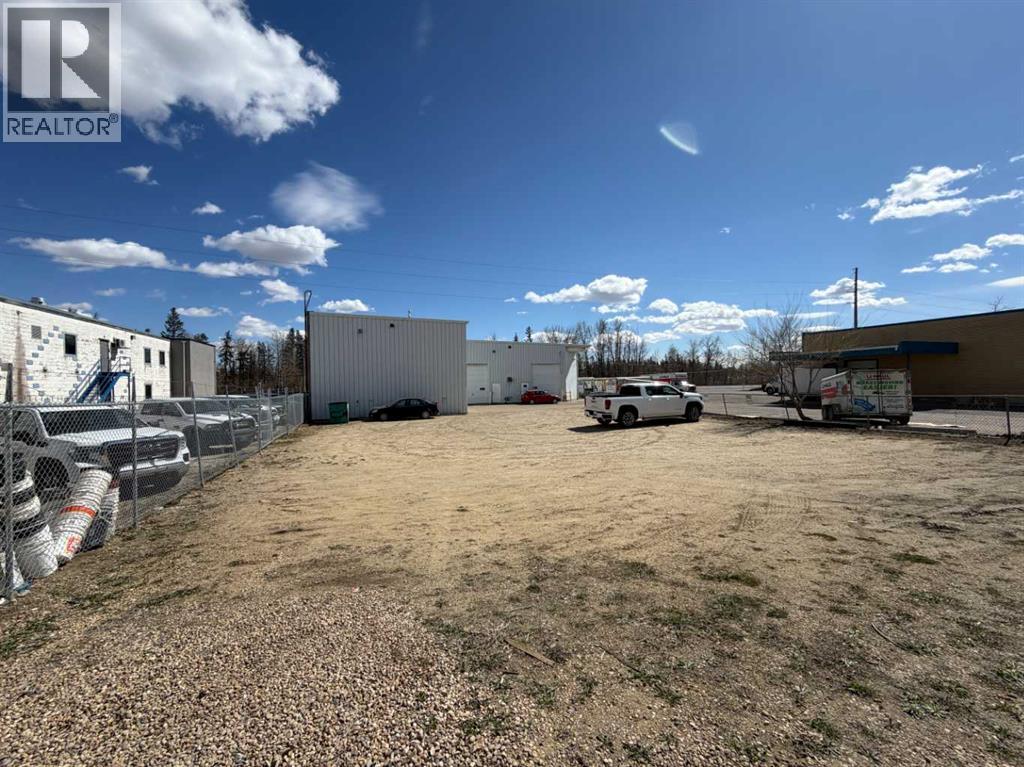 Listing photo – 1-3, 4768 Riverside Drive, Red Deer
