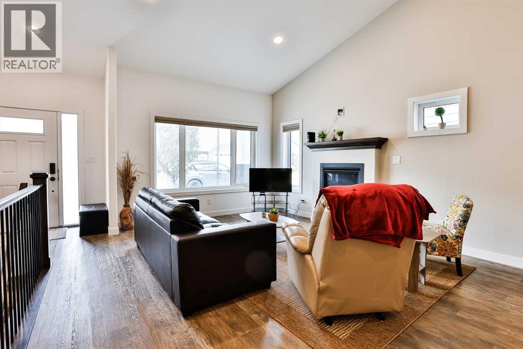 #12 333 Cowan Avenue - 9