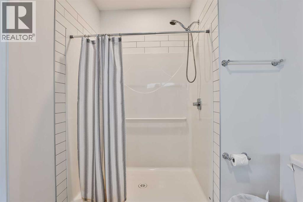 #12 333 Cowan Avenue - 18