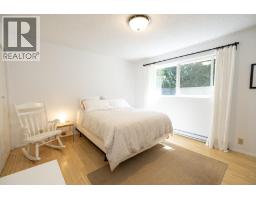 1172 Cedar Grove Road, Roberts Creek, BC V0N2W2 Photo 21