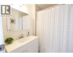 1172 Cedar Grove Road, Roberts Creek, BC V0N2W2 Photo 26
