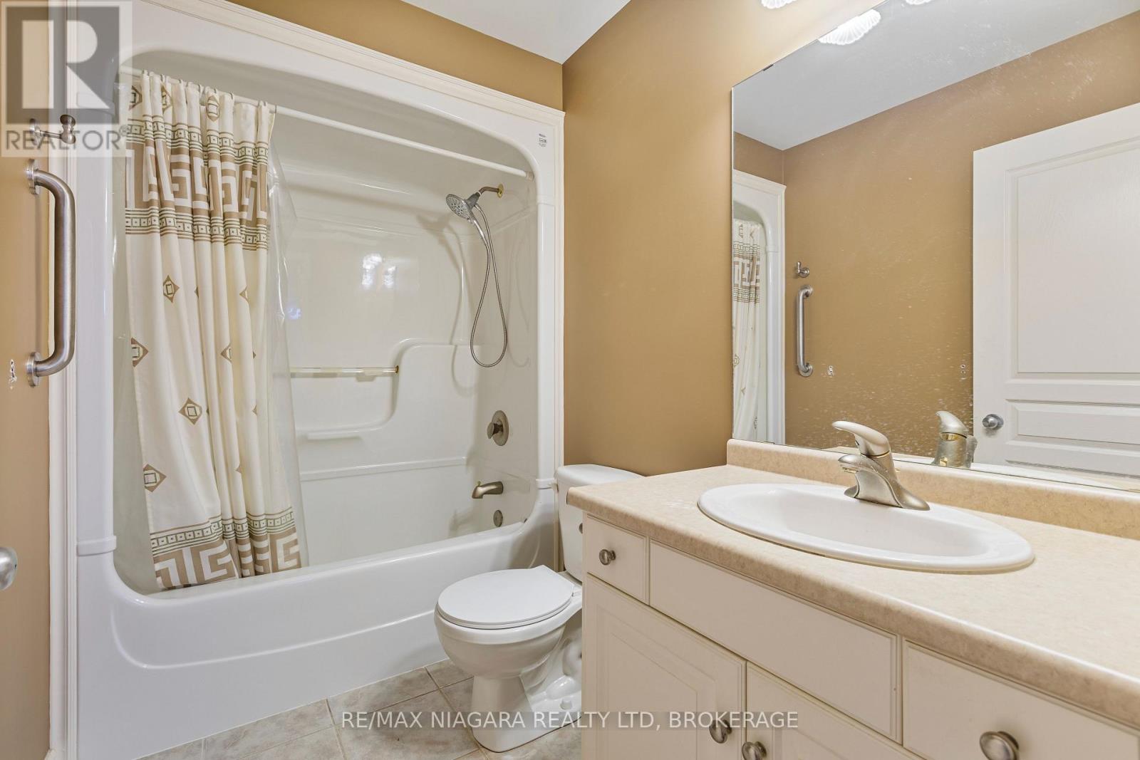 16 CHERRY RIDGE BOULEVARD - 19