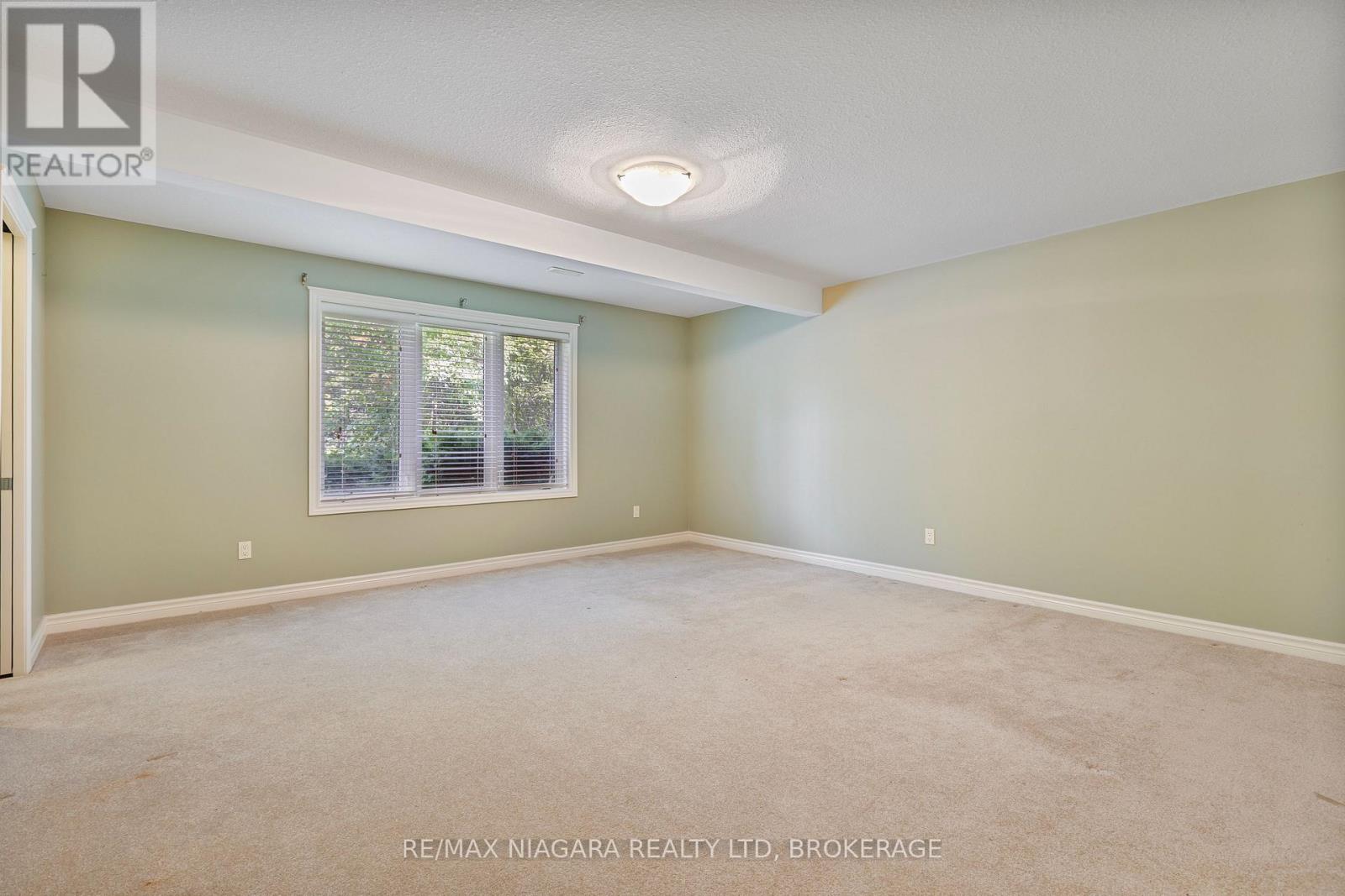 16 CHERRY RIDGE BOULEVARD - 27